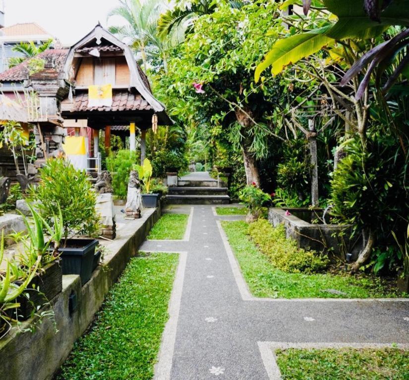 Matahari House Bed and Breakfast Ubud Eksteriør billede